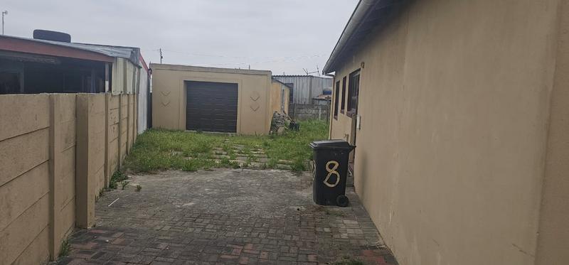 3 Bedroom Property for Sale in Browns Farm Western Cape